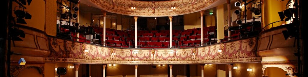 Preserving Theater Ambiance with LED Retrofit Solutions